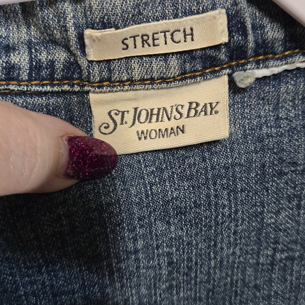 St. John’s Bay Classic Blue Stretch Denim Jacket | Distressed Faded Jean Jacket - Picture 4 of 6